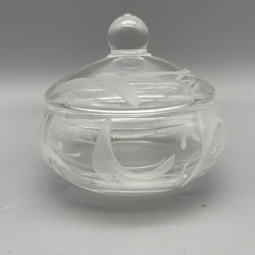 WATERFORD MARQUIS SIGNED "YOURS TRULY" CRYSTAL TRINKET BOX with LID
